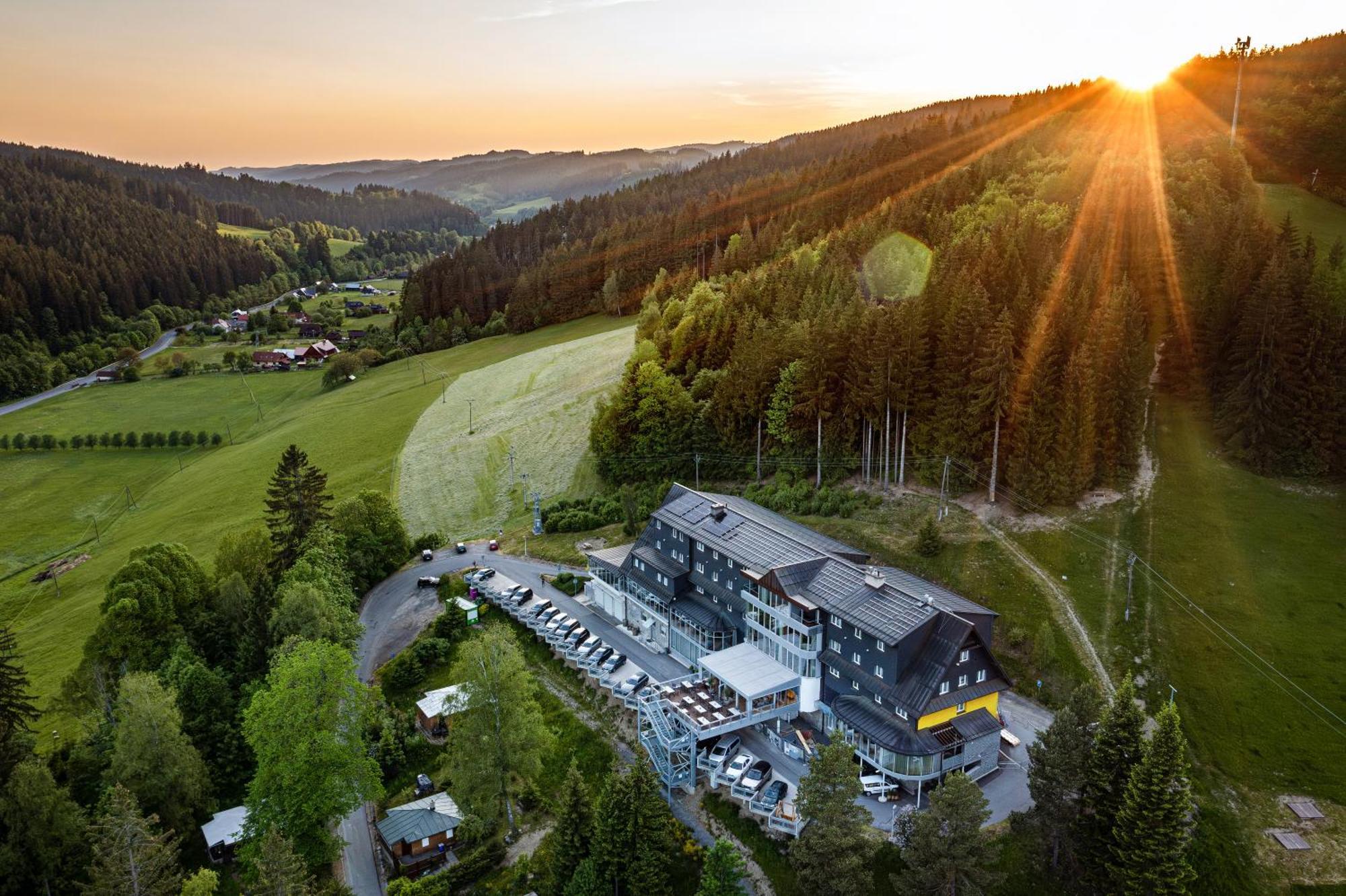 Spa Hotel Lanterna Velké Karlovice 외부 사진